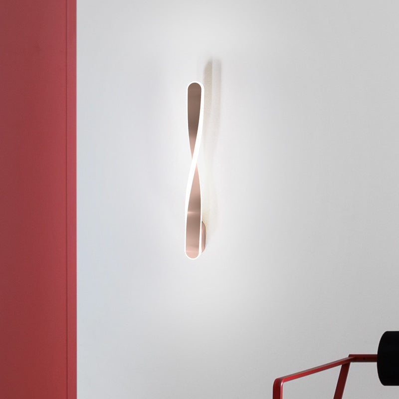 Minimalist Modern Twisted Metal Strip Wall Lamp