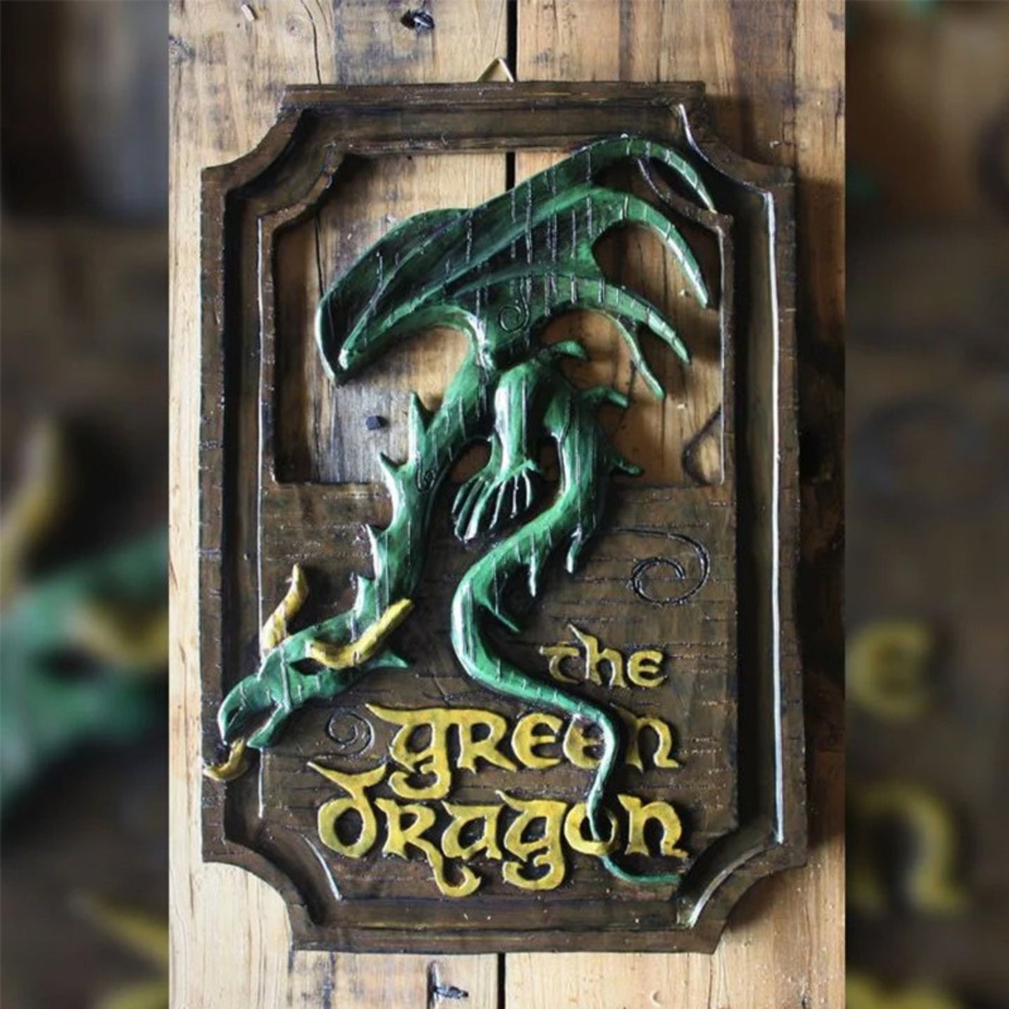 Resin Middle Earth Tavern Prancing Pony Green Dragon Wall Hanging Sign